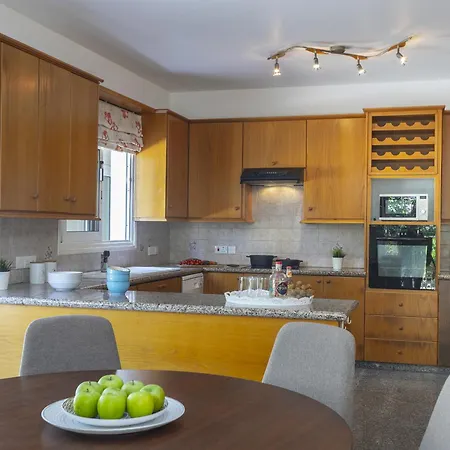 Villa Pervolia Seaside Mansion 7 Meneou