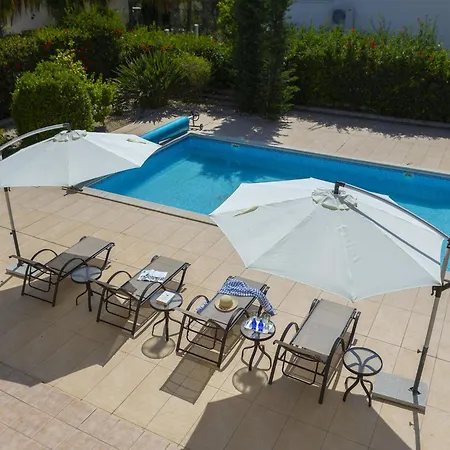 Villa Pervolia Nirides Seaside Mansion 7 Meneou