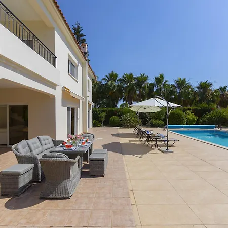 Pervolia Seaside Mansion 7 * Meneou