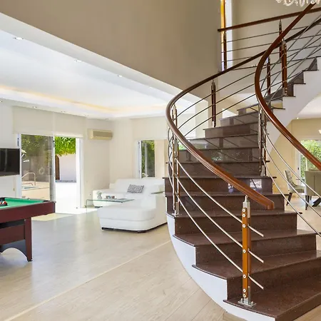 Pervolia Nirides Seaside Mansion 7 וילה *