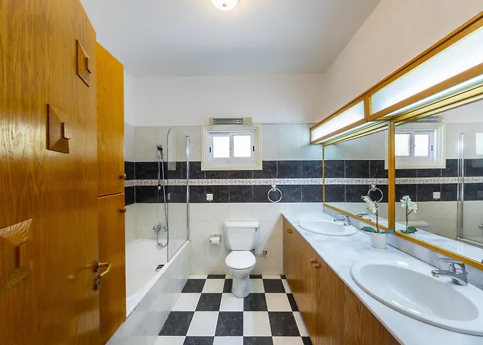 Βίλα Pervolia Nirides Seaside Mansion 7 *