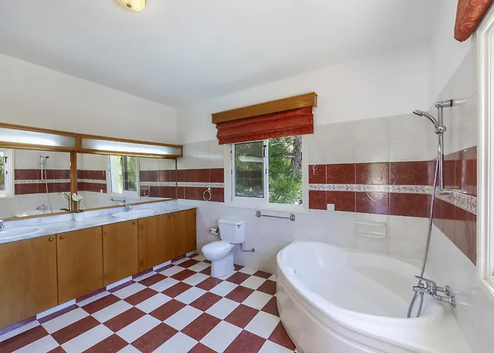 Βίλα Pervolia Nirides Seaside Mansion 7 Λάρνακα