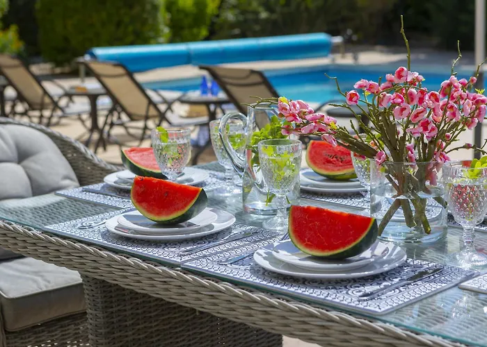 Pervolia Nirides Seaside Mansion 7 Λάρνακα