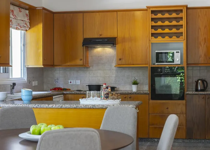 Villa Pervolia Nirides Seaside Mansion 7 *
