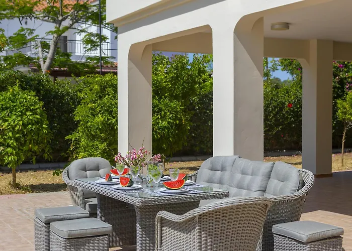 Pervolia Nirides Seaside Mansion 7 Villa Larnaca